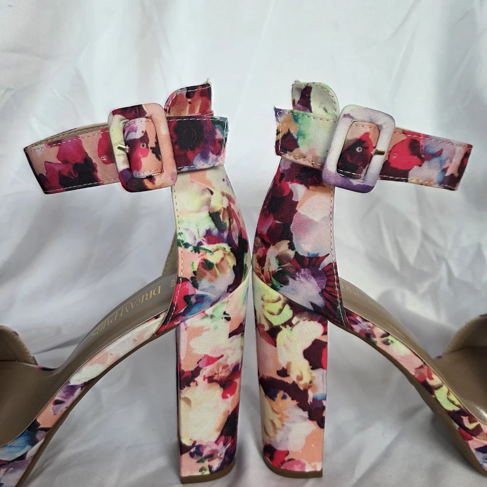 Women's Floral Platform Heels - Picture 8 of 16
